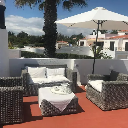 Casa Carvoeiro *